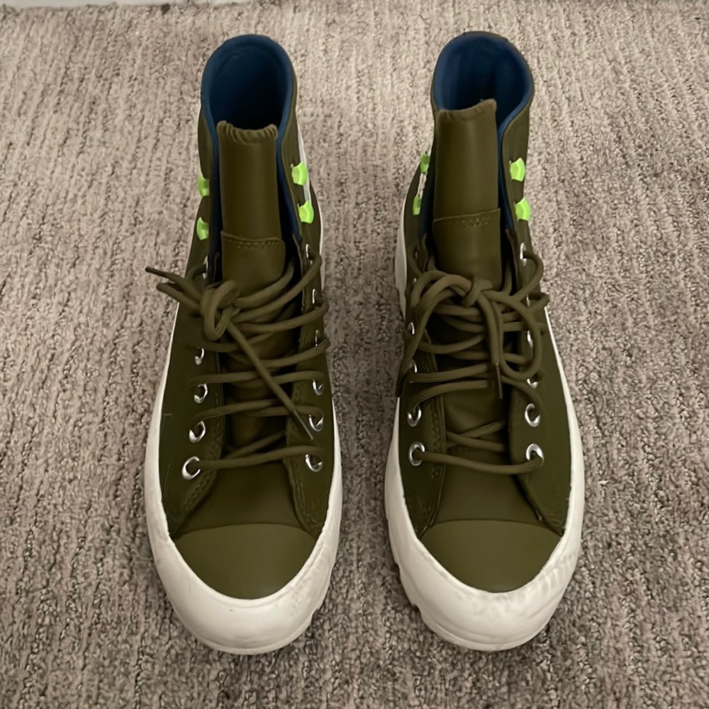 Converse Goretex leather